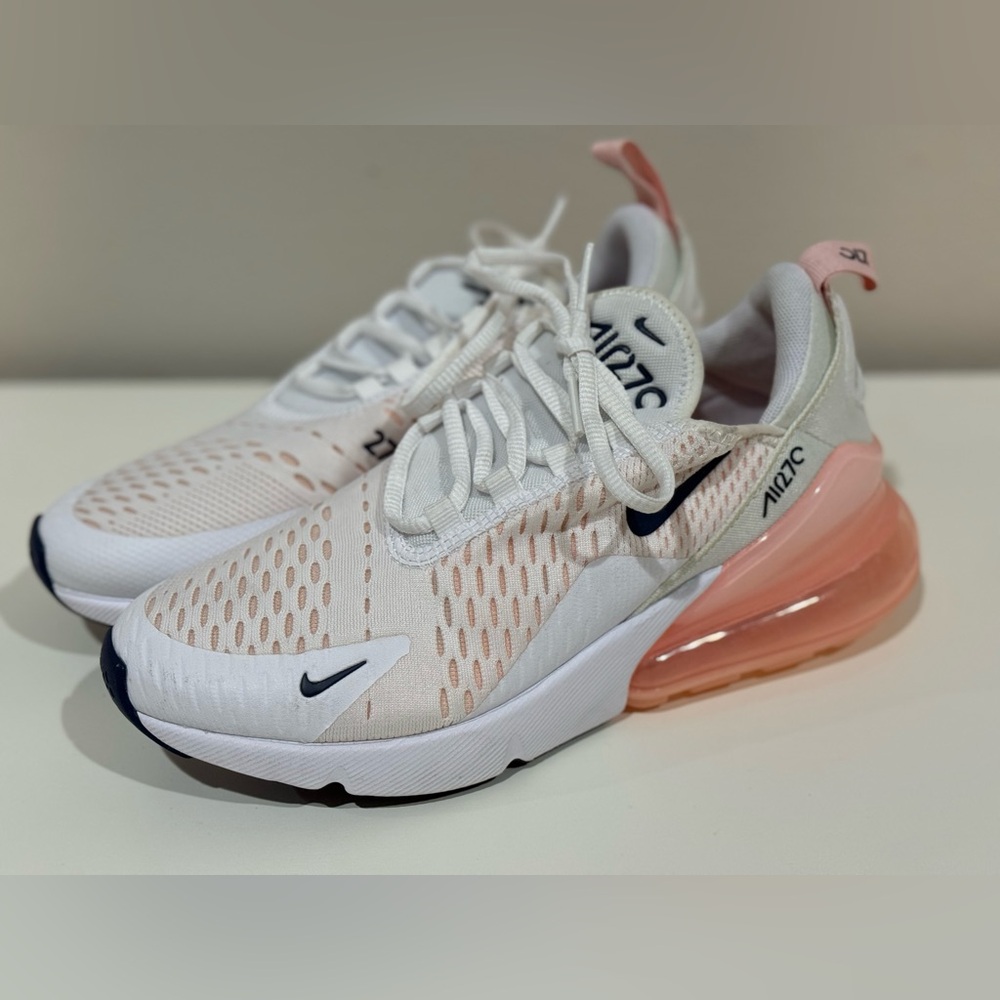 Nike AirMax 270 Shoes in Women’s Size 6.5 White/Bleached Coral